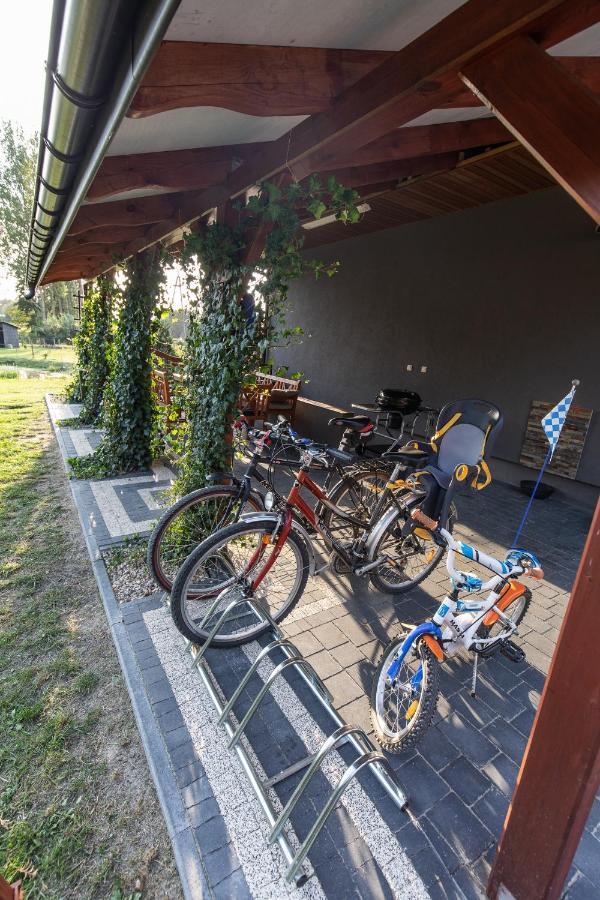 Domek Nad Zalewem Janow Podlaski Bagian luar foto